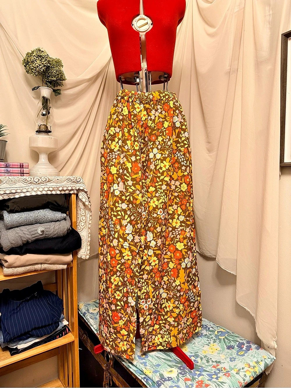 Nasty Gal Retro 70s Floral Wide Leg High Waisted Pants - Tall / Flexible Fit XS-